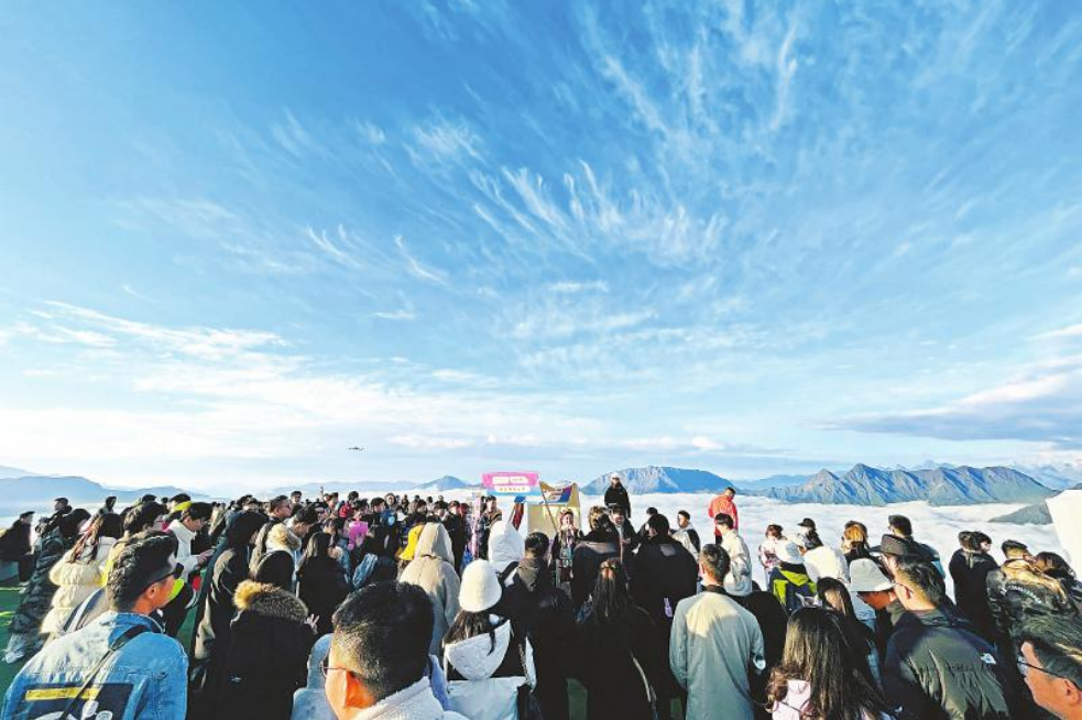 省龙8集团端午文旅市场跑出加速度